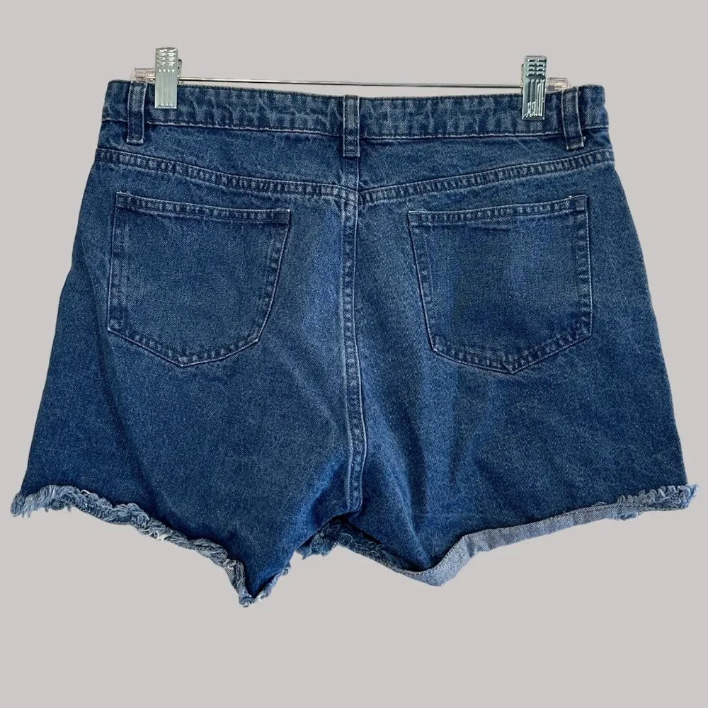 Dressberry Distressed Women's Cotton Denim Shorts 32 W/ Frayed Hem & Pockets